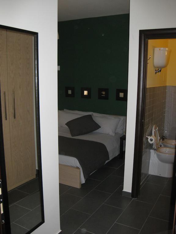 Domus Giardini Vaticani Guest House Rome Room photo